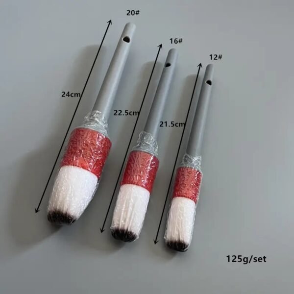 size of detailing Interior Brush